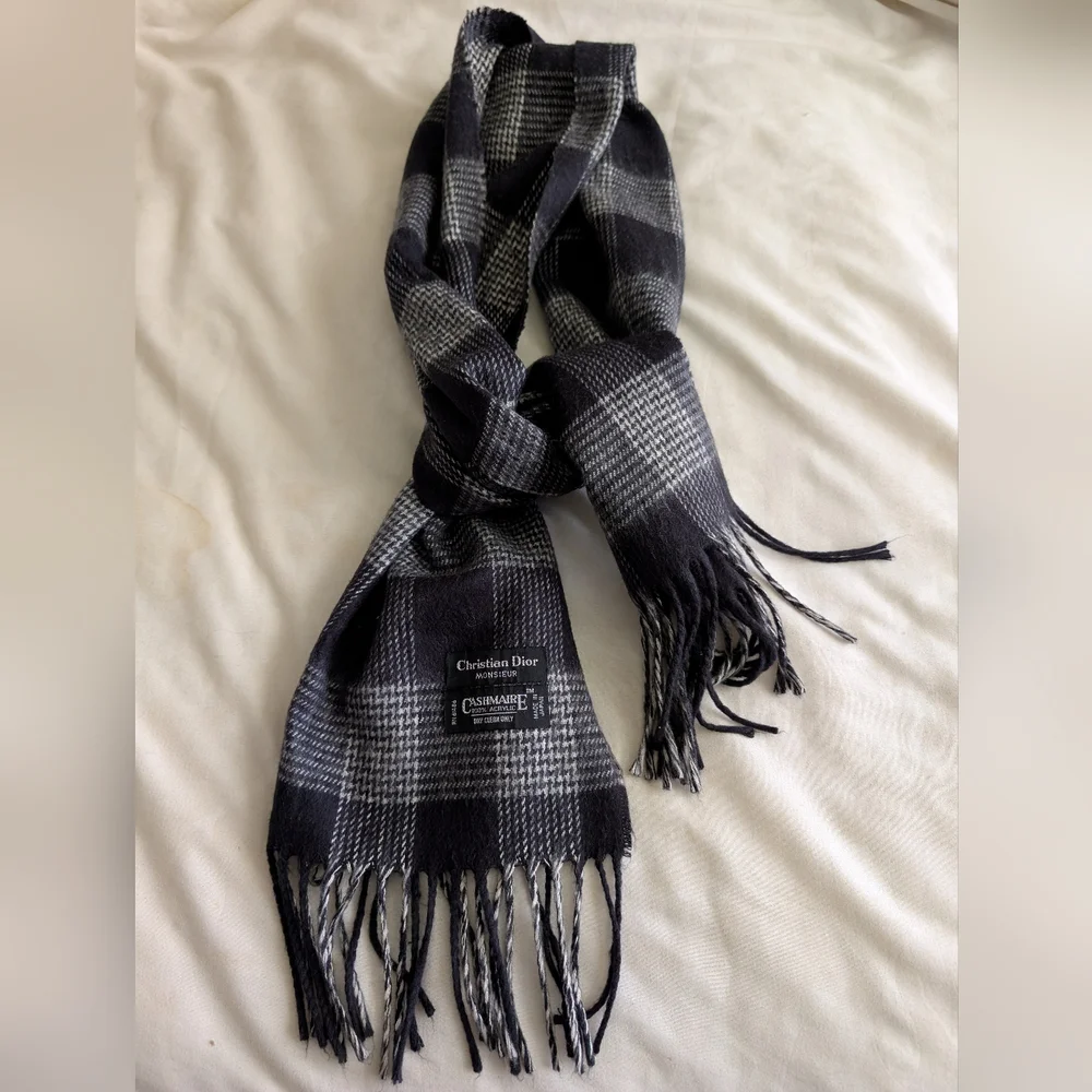 AUTHENTIC Christian Dior Monsieur Soft Cashmaire Plaid Scarf